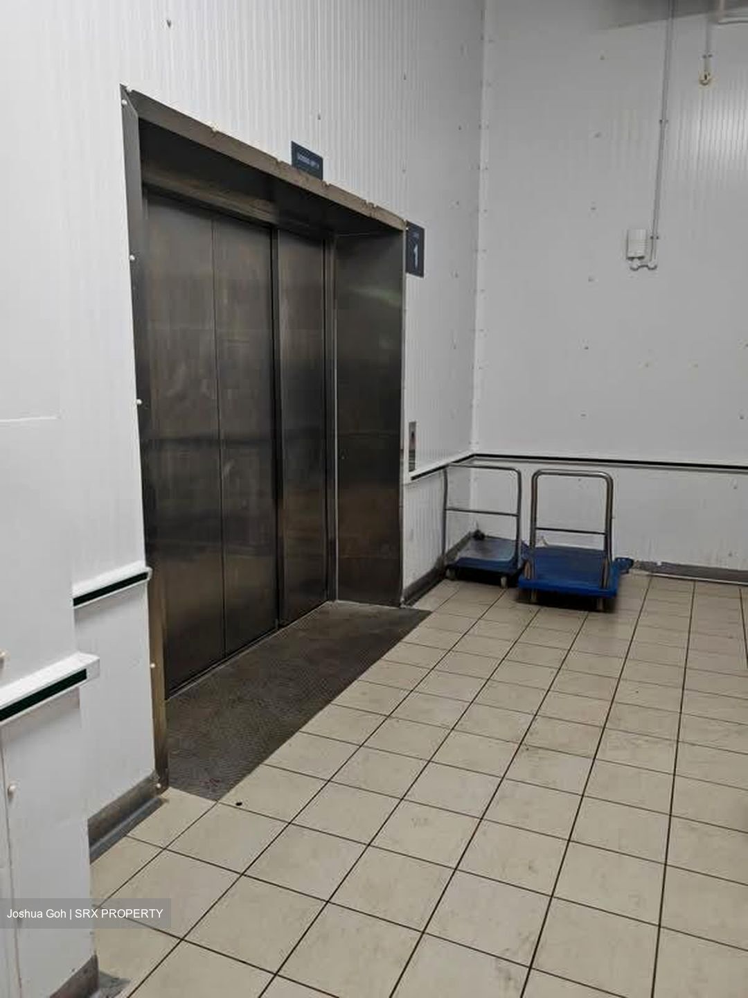 Kranji Way (D25), Warehouse #554098111